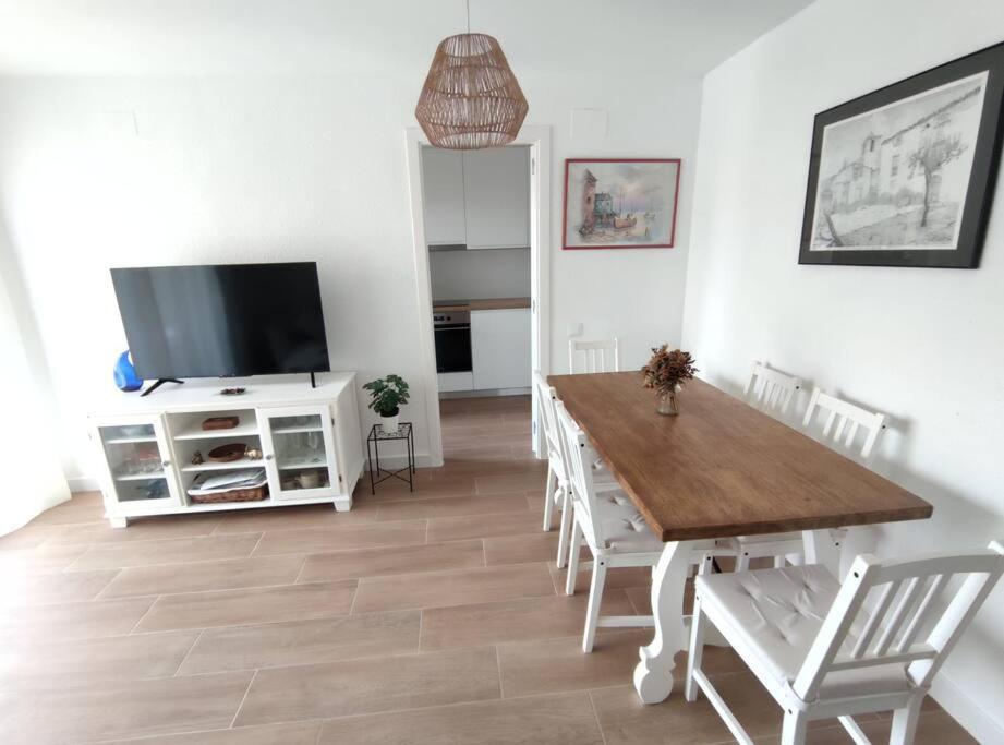 Amplio Apartamento Con Piscina Al Lado De La Playa 普拉加德阿罗 外观 照片