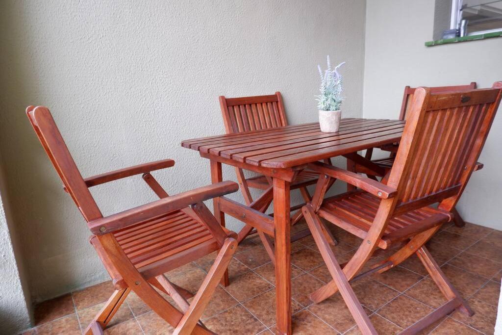 Amplio Apartamento Con Piscina Al Lado De La Playa 普拉加德阿罗 外观 照片