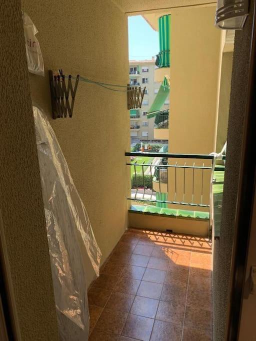 Amplio Apartamento Con Piscina Al Lado De La Playa 普拉加德阿罗 外观 照片